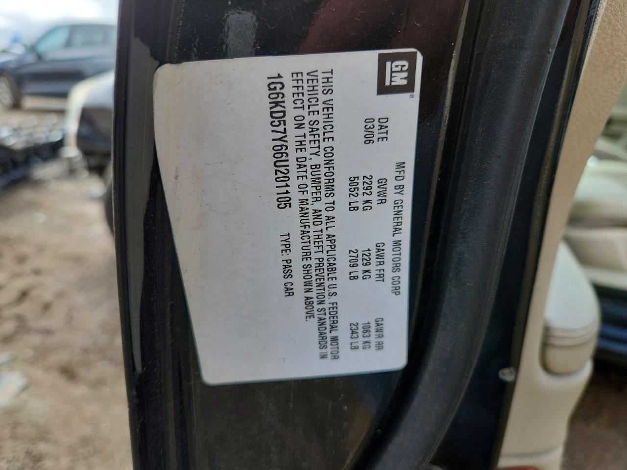 2006 CADILLAC DTS photo 25