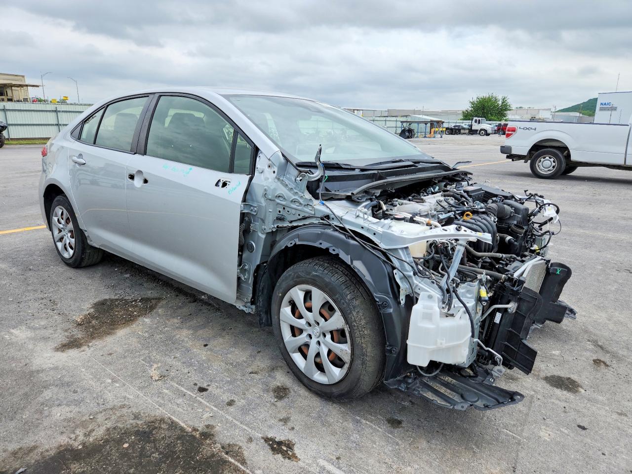 2021 TOYOTA COROLLA LE photo 7