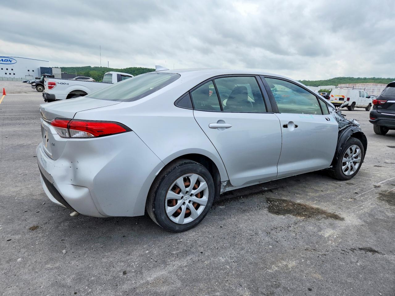 2021 TOYOTA COROLLA LE photo 5