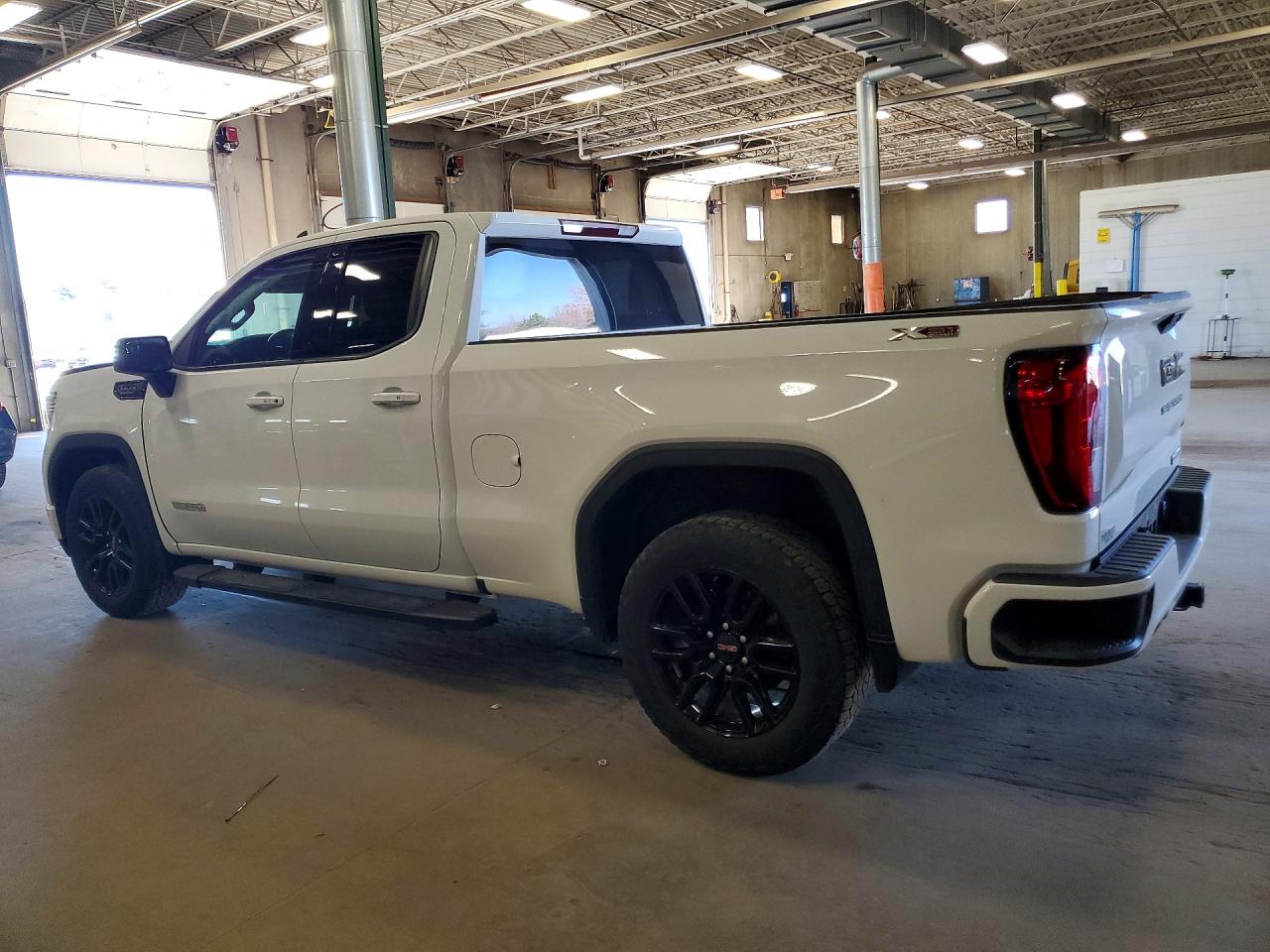 2020 GMC SIERRA K1500 ELEVATION photo 3