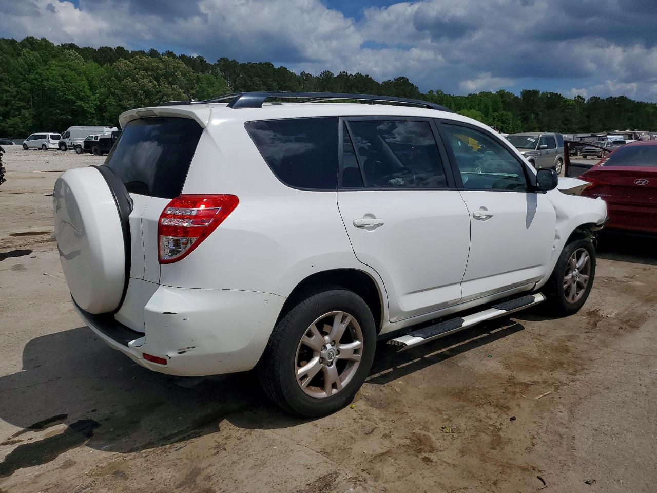 2012 TOYOTA RAV4 BASE photo 5