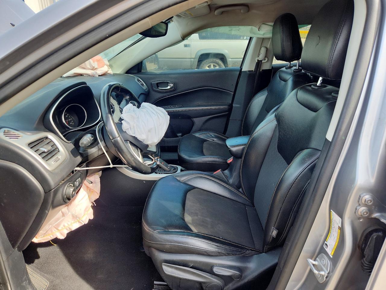2019 JEEP COMPASS LATITUDE photo 7