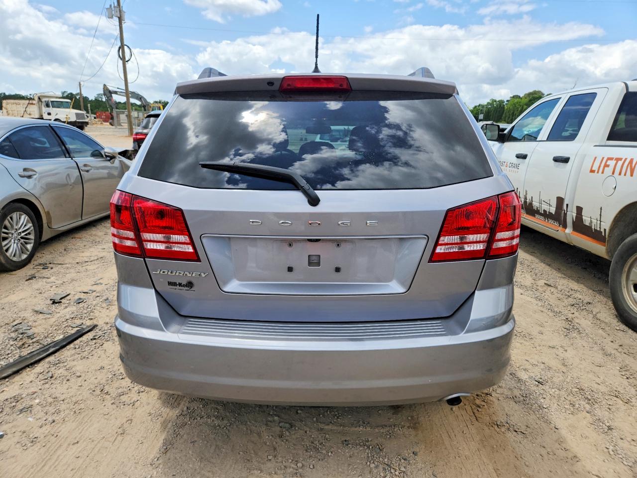 2018 DODGE JOURNEY SE photo 6