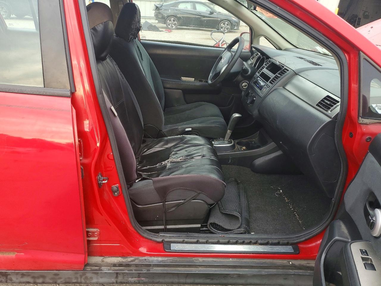 2012 NISSAN VERSA 1.8 S photo 17