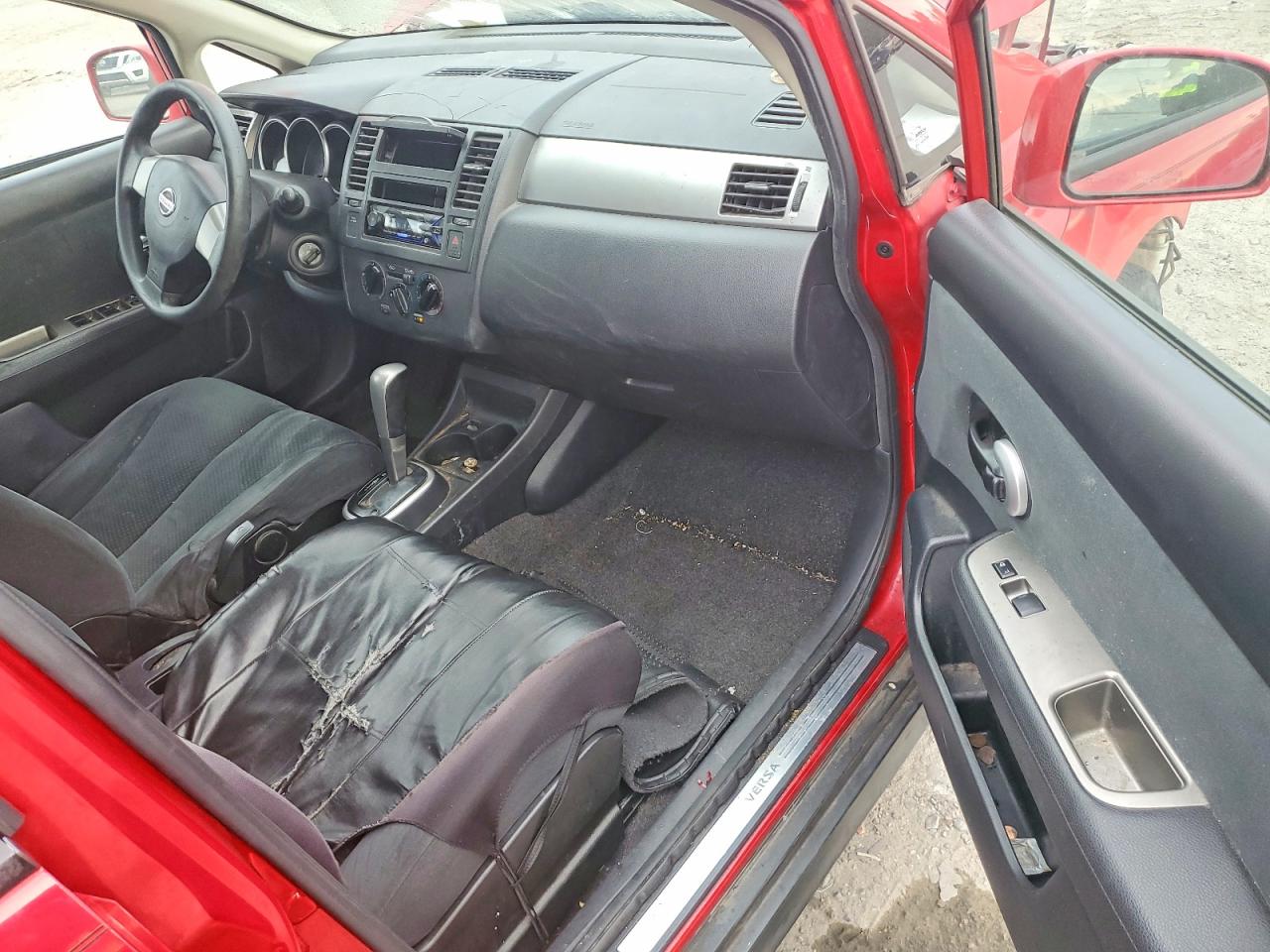 2012 NISSAN VERSA 1.8 S photo 19