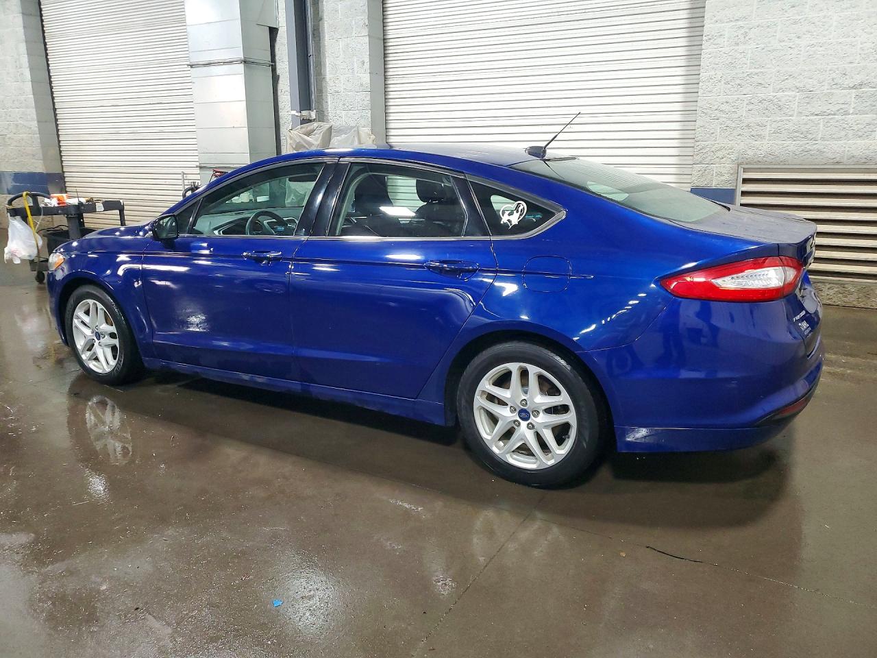 2016 FORD FUSION SE photo 4