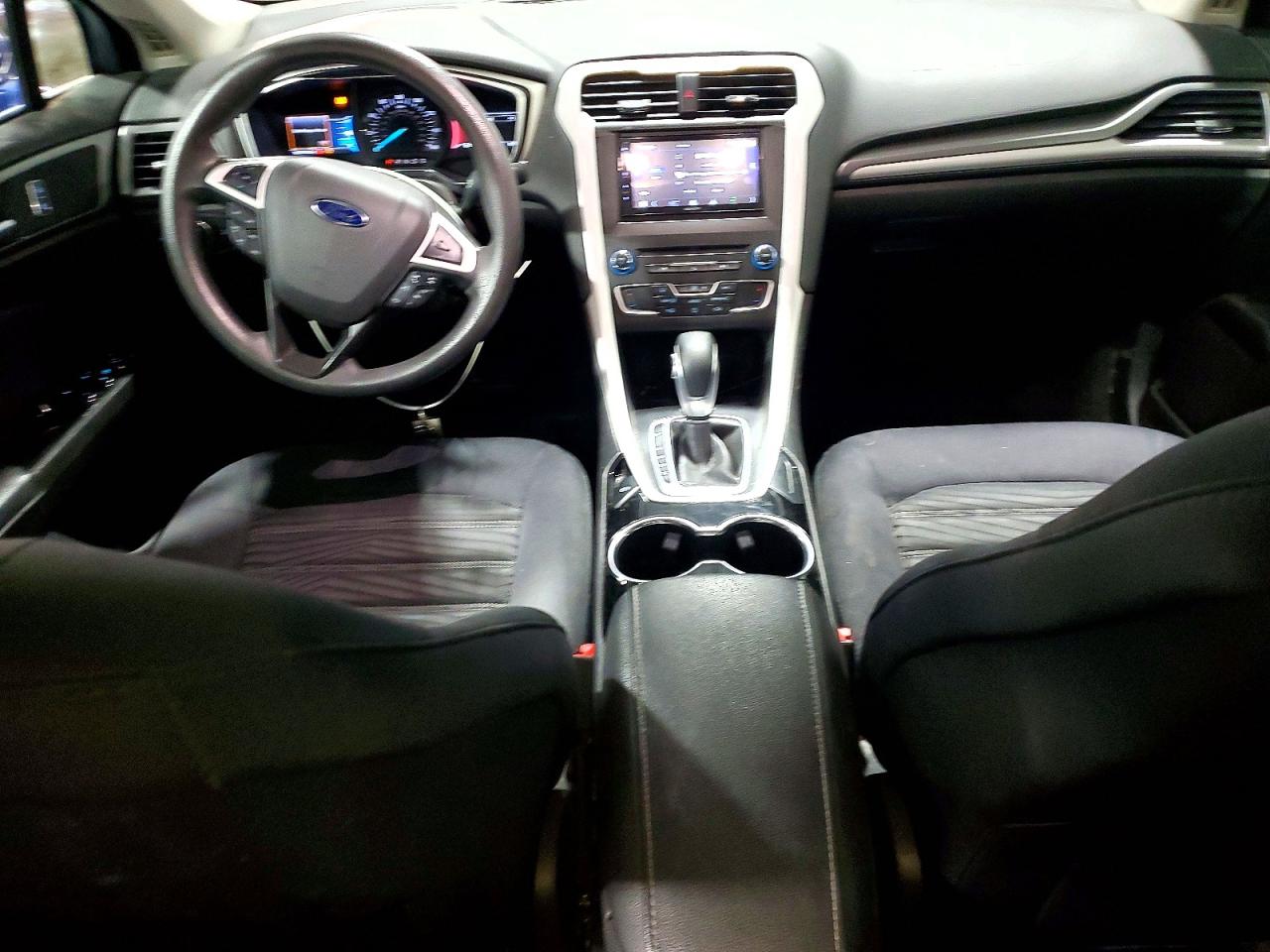 2016 FORD FUSION SE photo 22