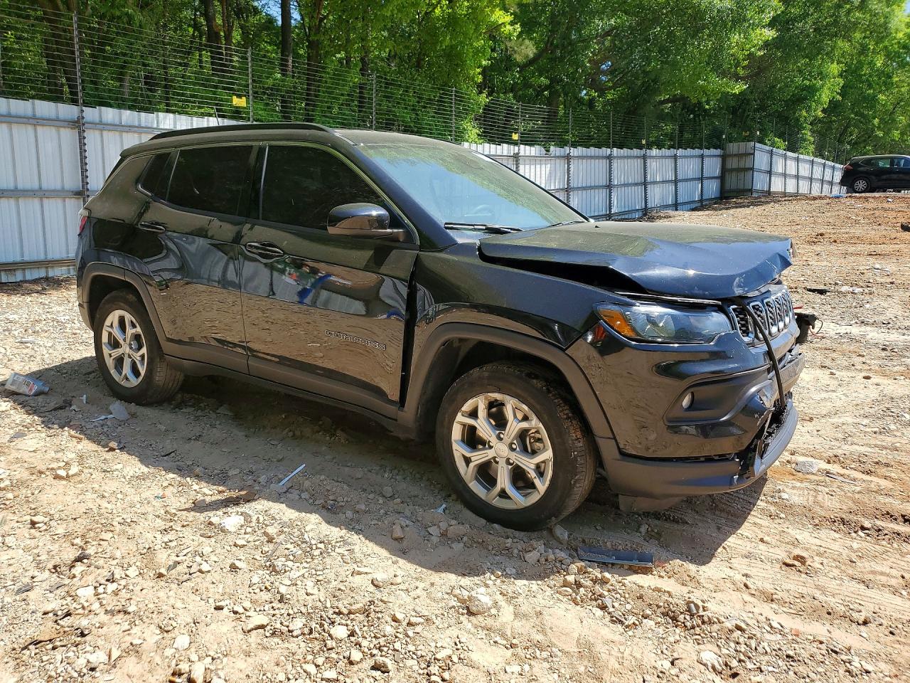 2024 JEEP COMPASS LATITUDE photo 10