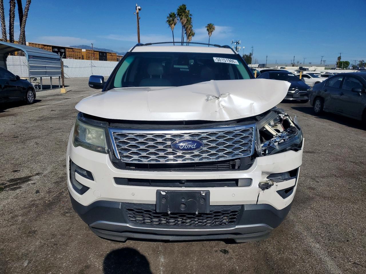 2017 FORD EXPLORER PLATINUM photo 5