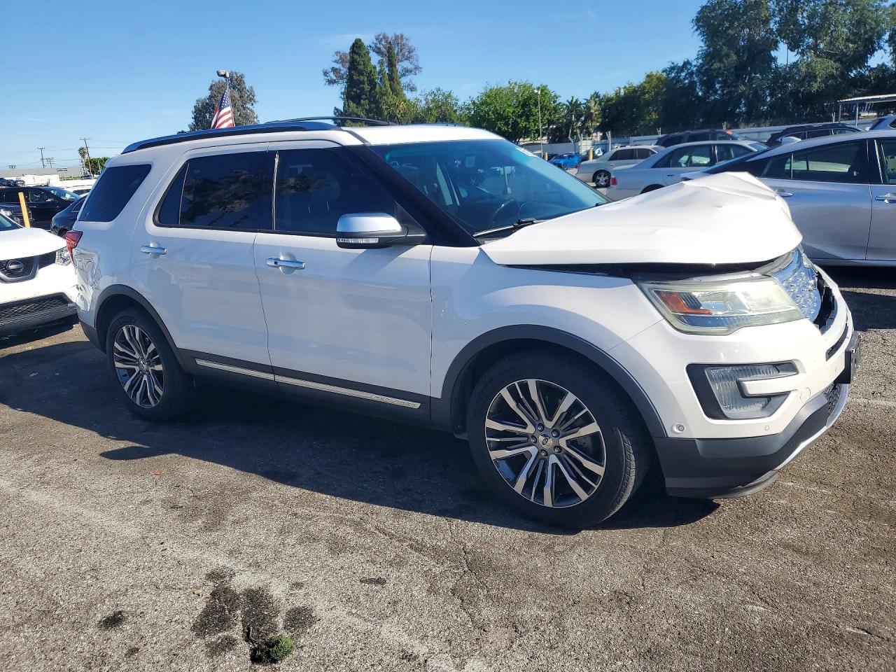2017 FORD EXPLORER PLATINUM photo 4