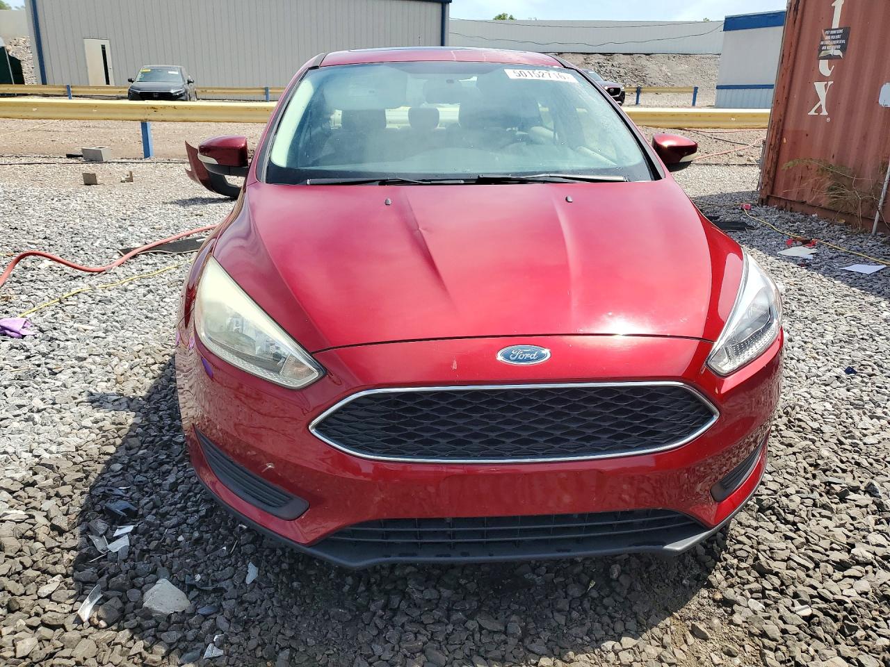 2015 FORD FOCUS SE photo 9