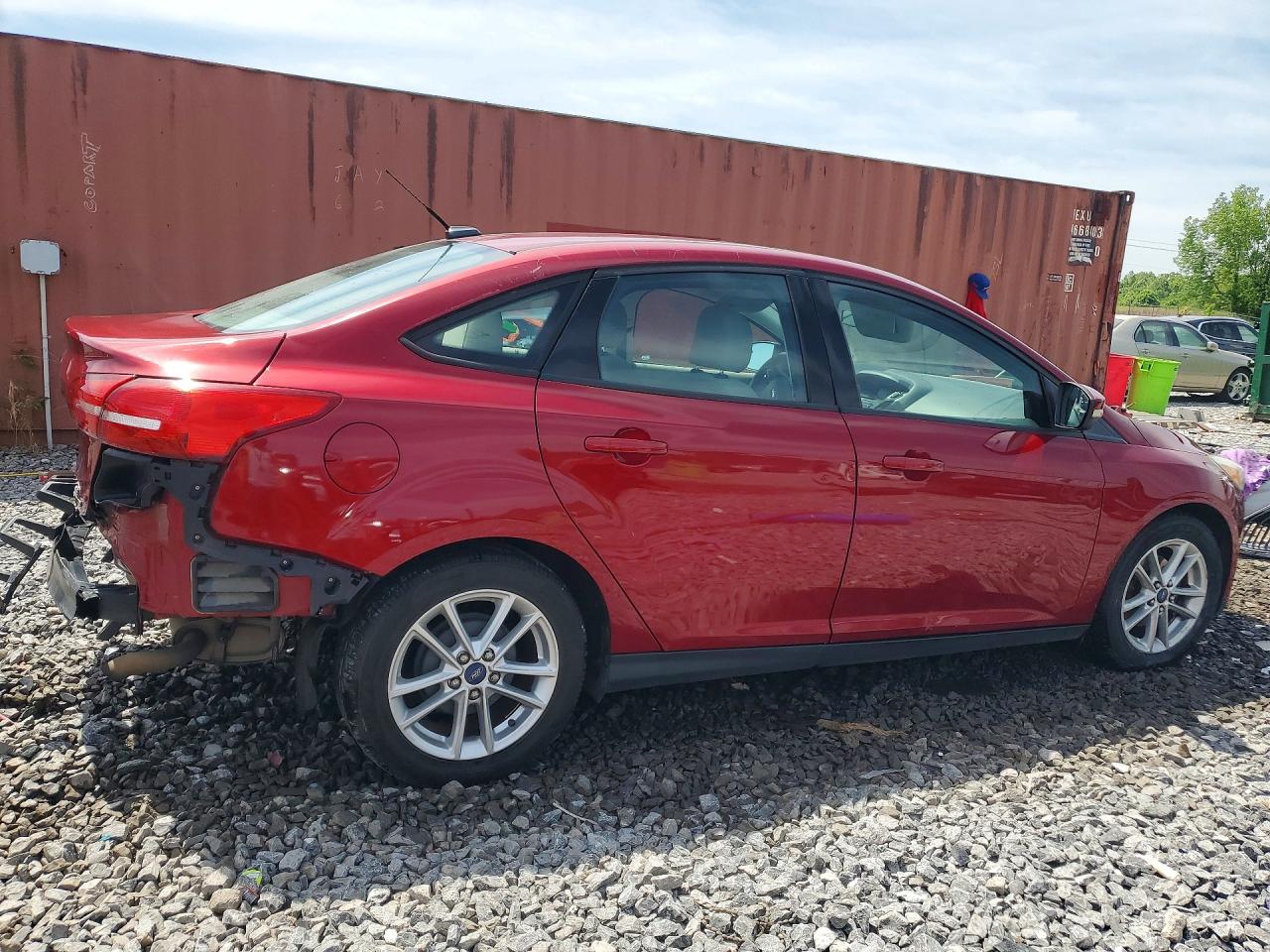 2015 FORD FOCUS SE photo 5