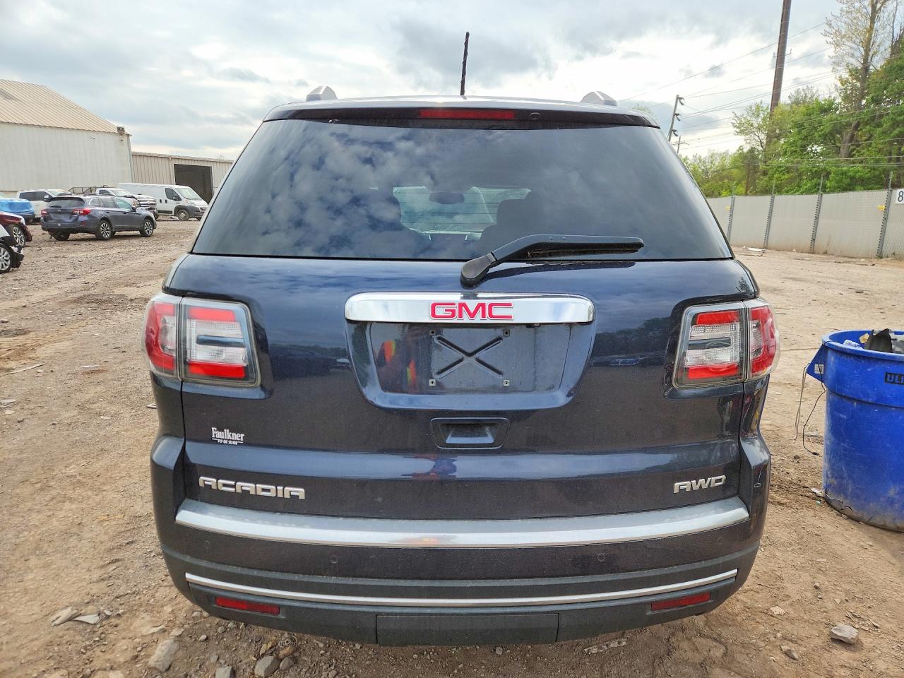 2015 GMC ACADIA SLE photo 11