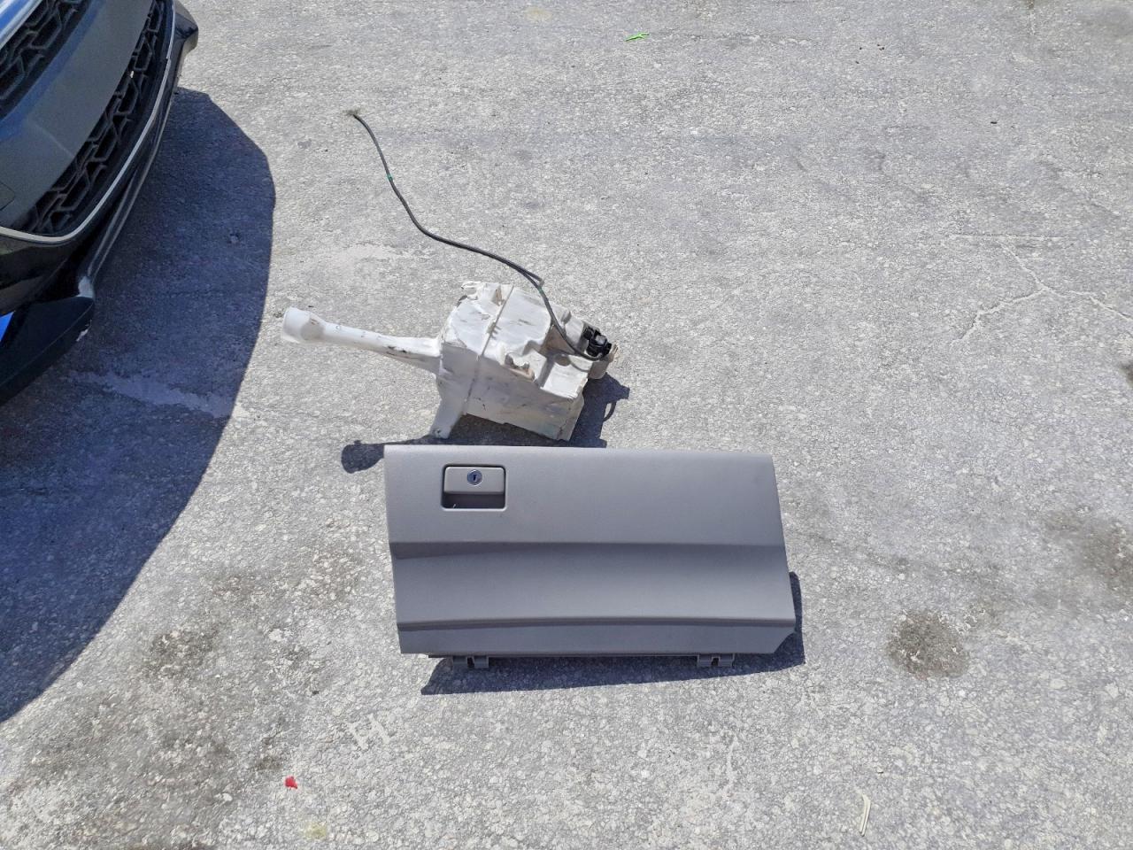 2009 TOYOTA CAMRY LE photo 23