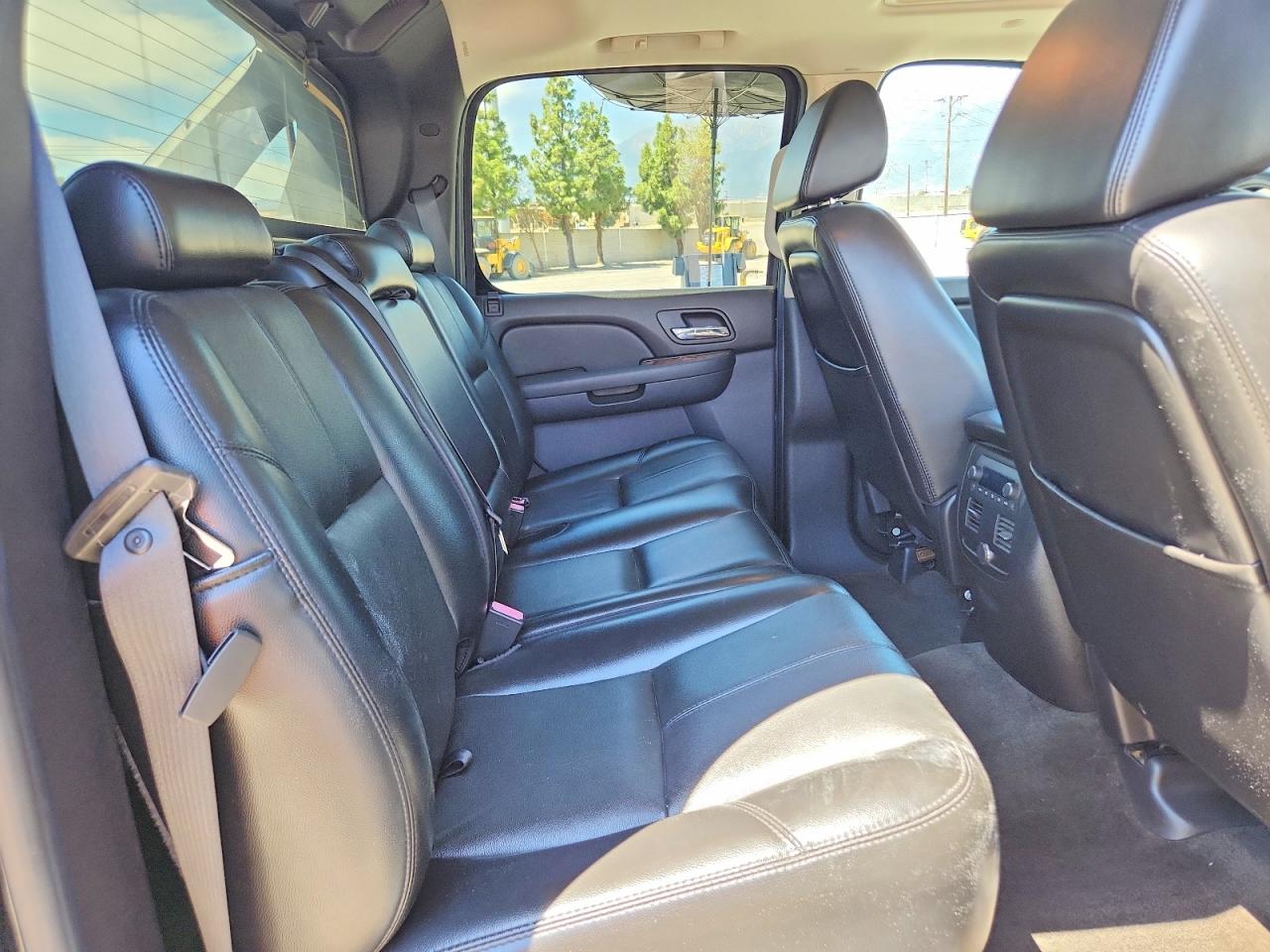 2007 CHEVROLET AVALANCHE K1500 photo 19