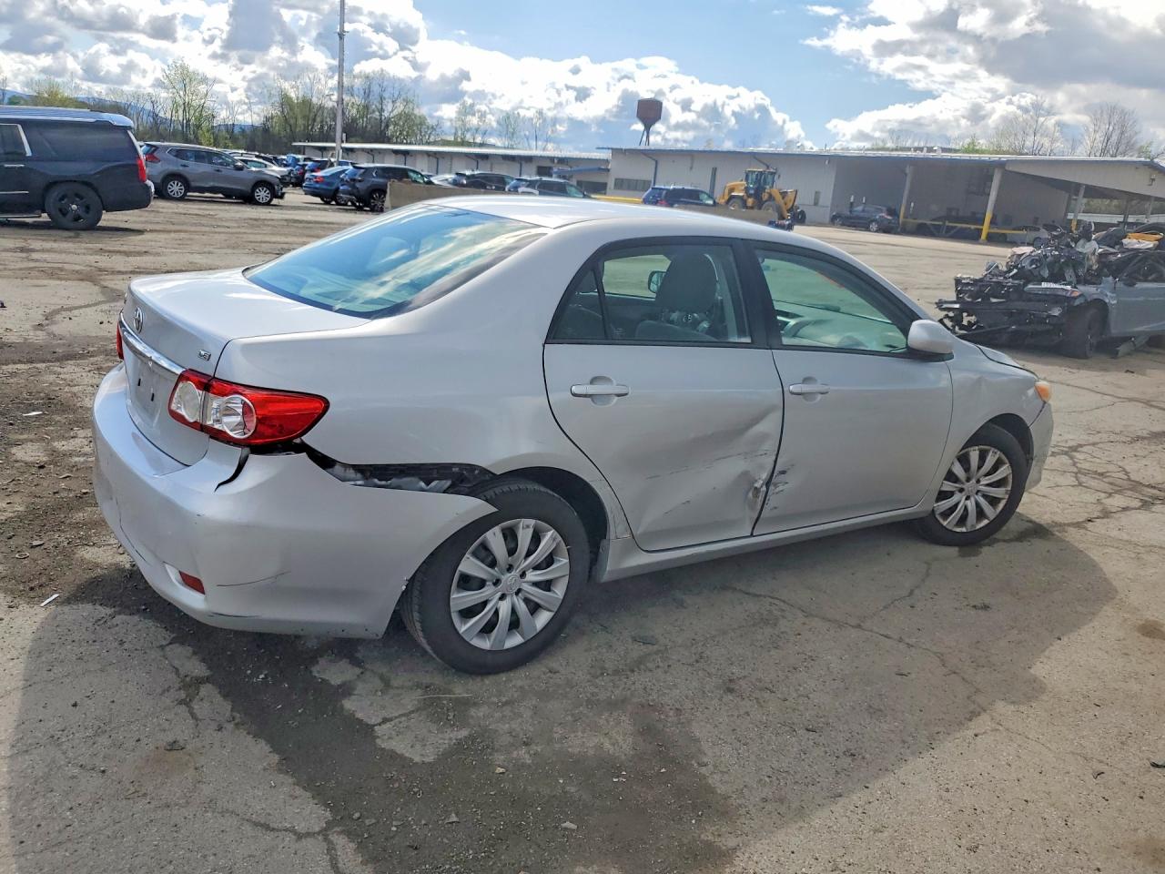 2012 TOYOTA COROLLA LE photo 5
