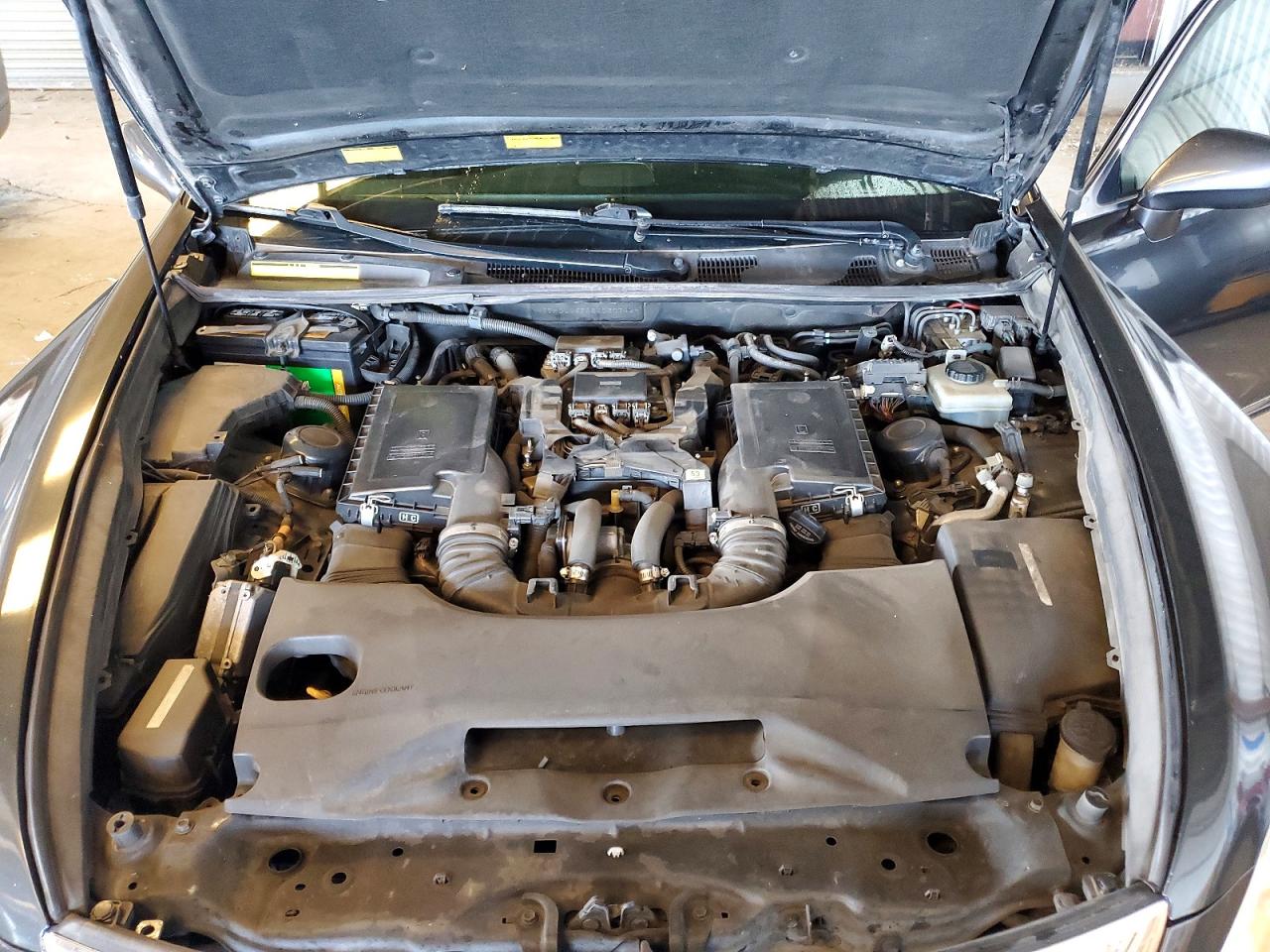 2008 LEXUS LS 460L photo 31
