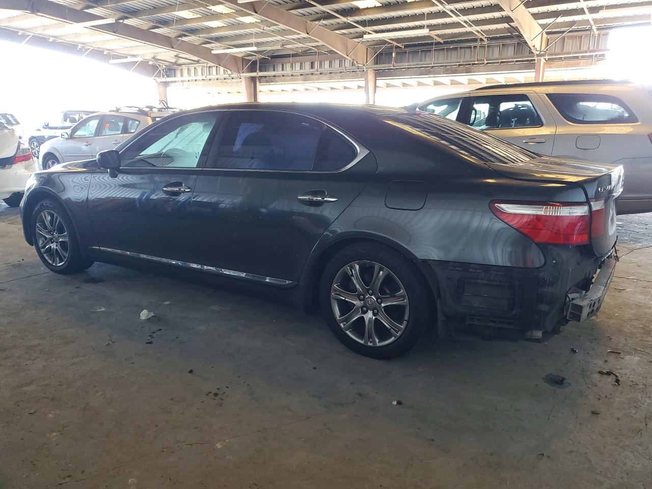 2008 LEXUS LS 460L photo 4