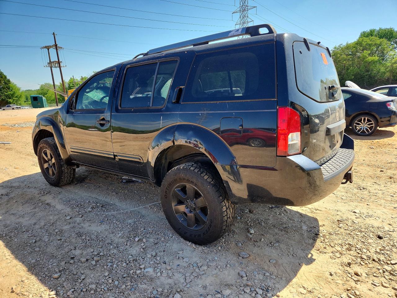 2008 NISSAN PATHFINDER S photo 2