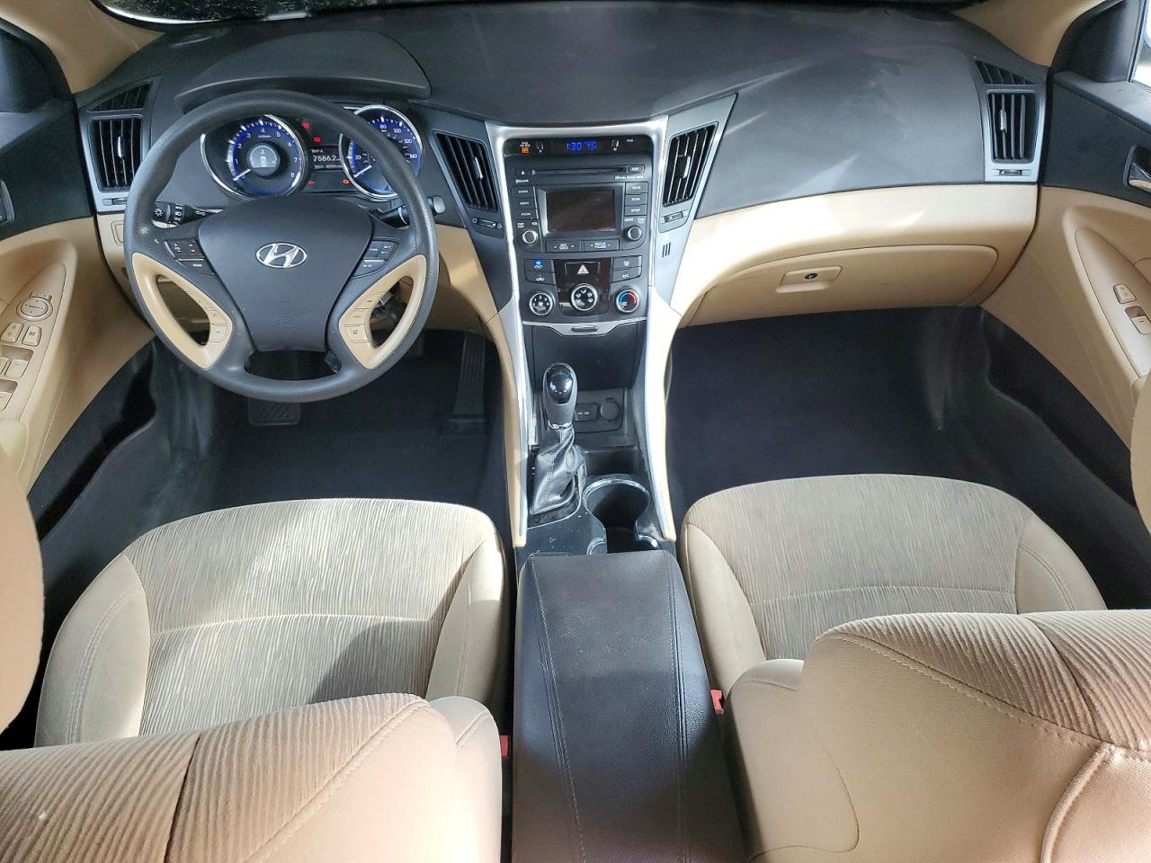 2014 HYUNDAI SONATA GLS photo 22