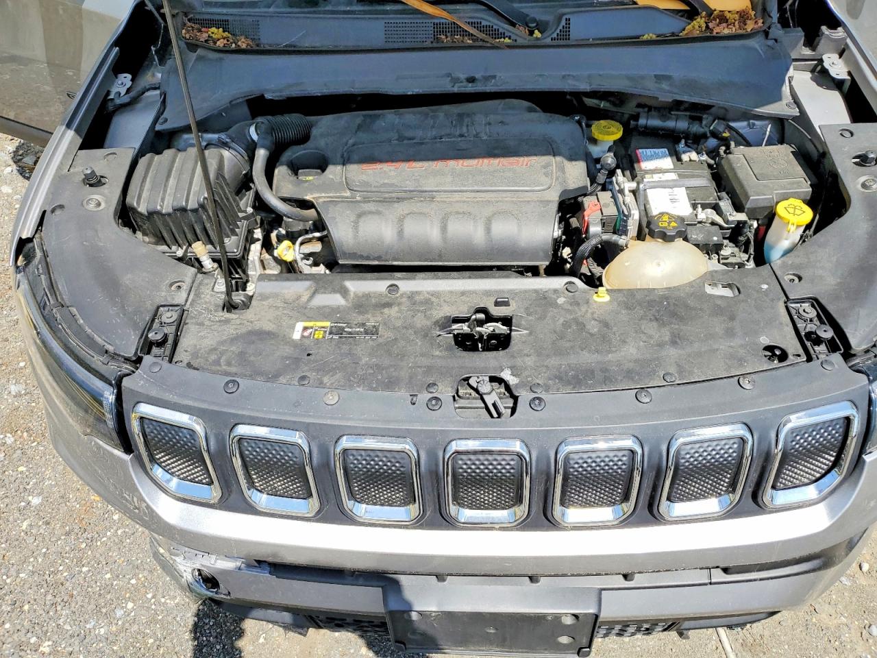 2022 JEEP COMPASS LATITUDE photo 31