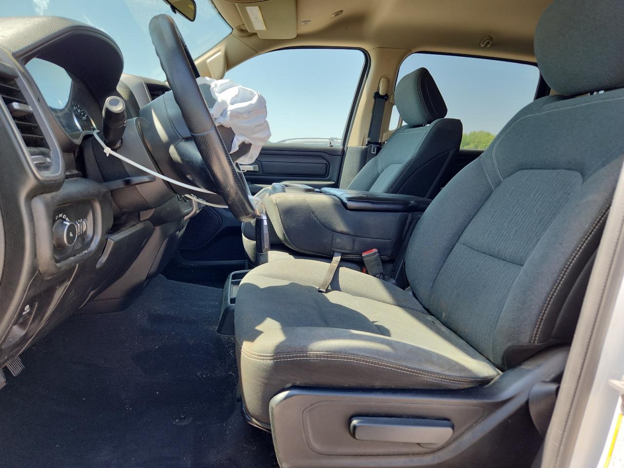 2019 RAM 1500 TRADESMAN photo 7