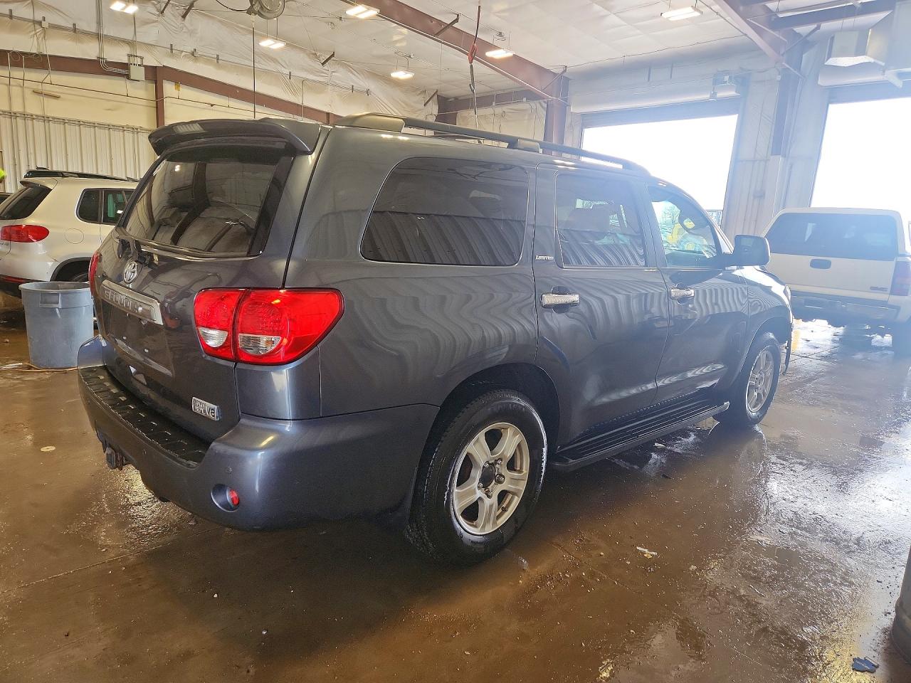 2008 TOYOTA SEQUOIA LIMITED photo 3