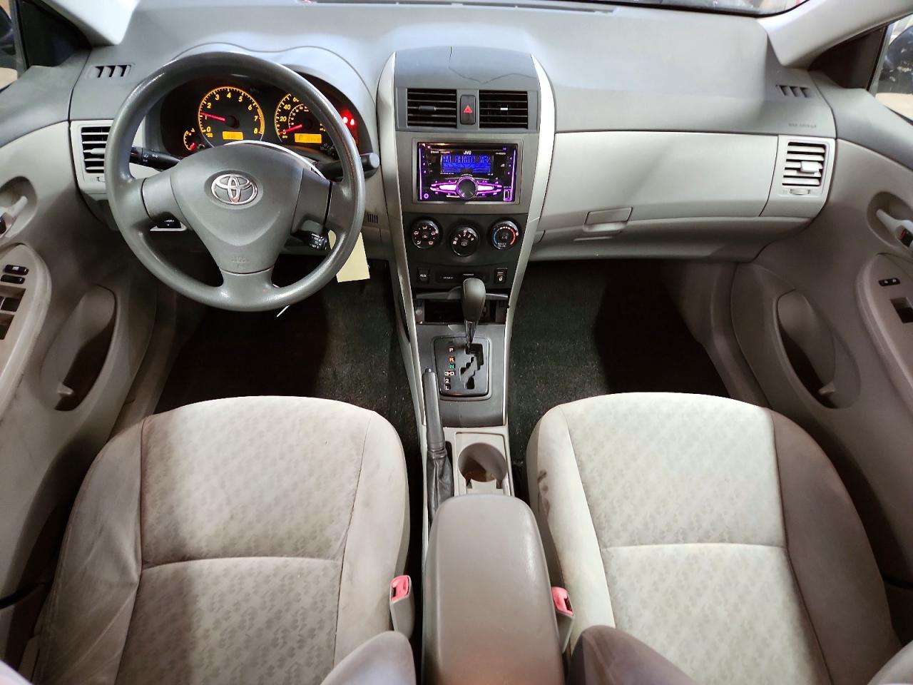 2009 TOYOTA COROLLA LE photo 8