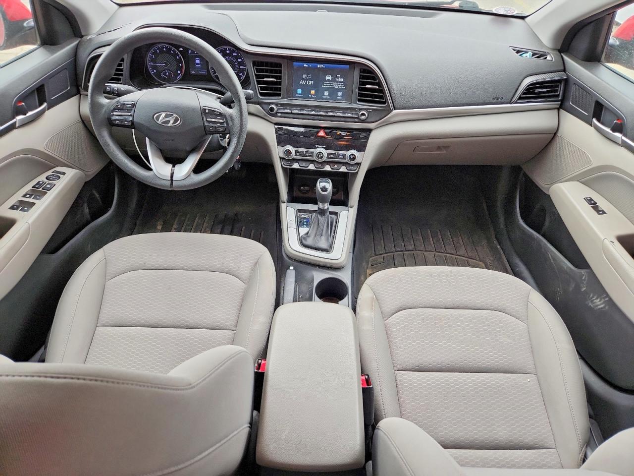 2020 HYUNDAI ELANTRA SEL photo 8