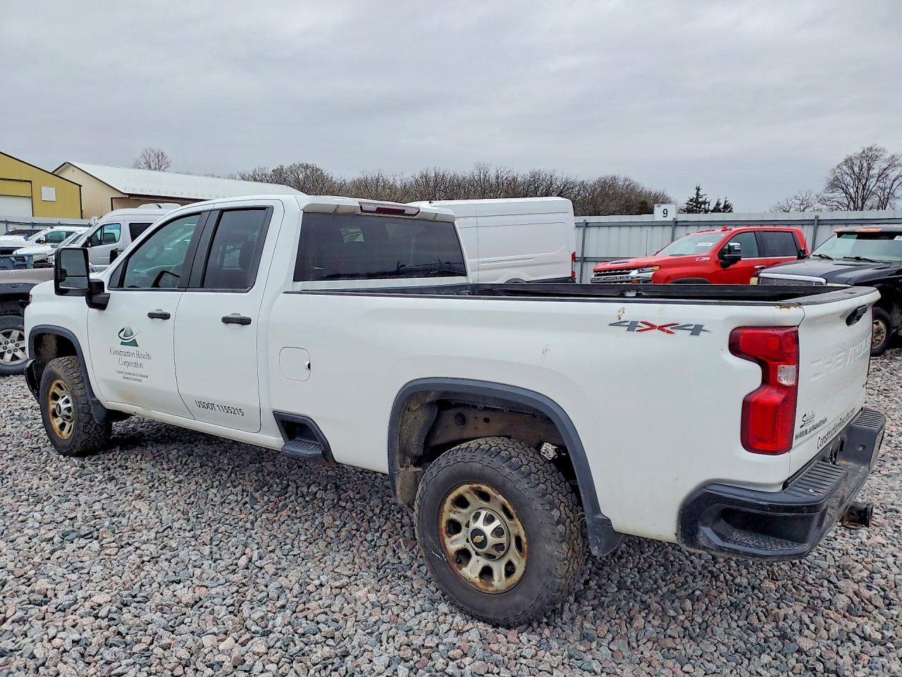 2020 CHEVROLET SILVERADO K2500 CUSTOM photo 4
