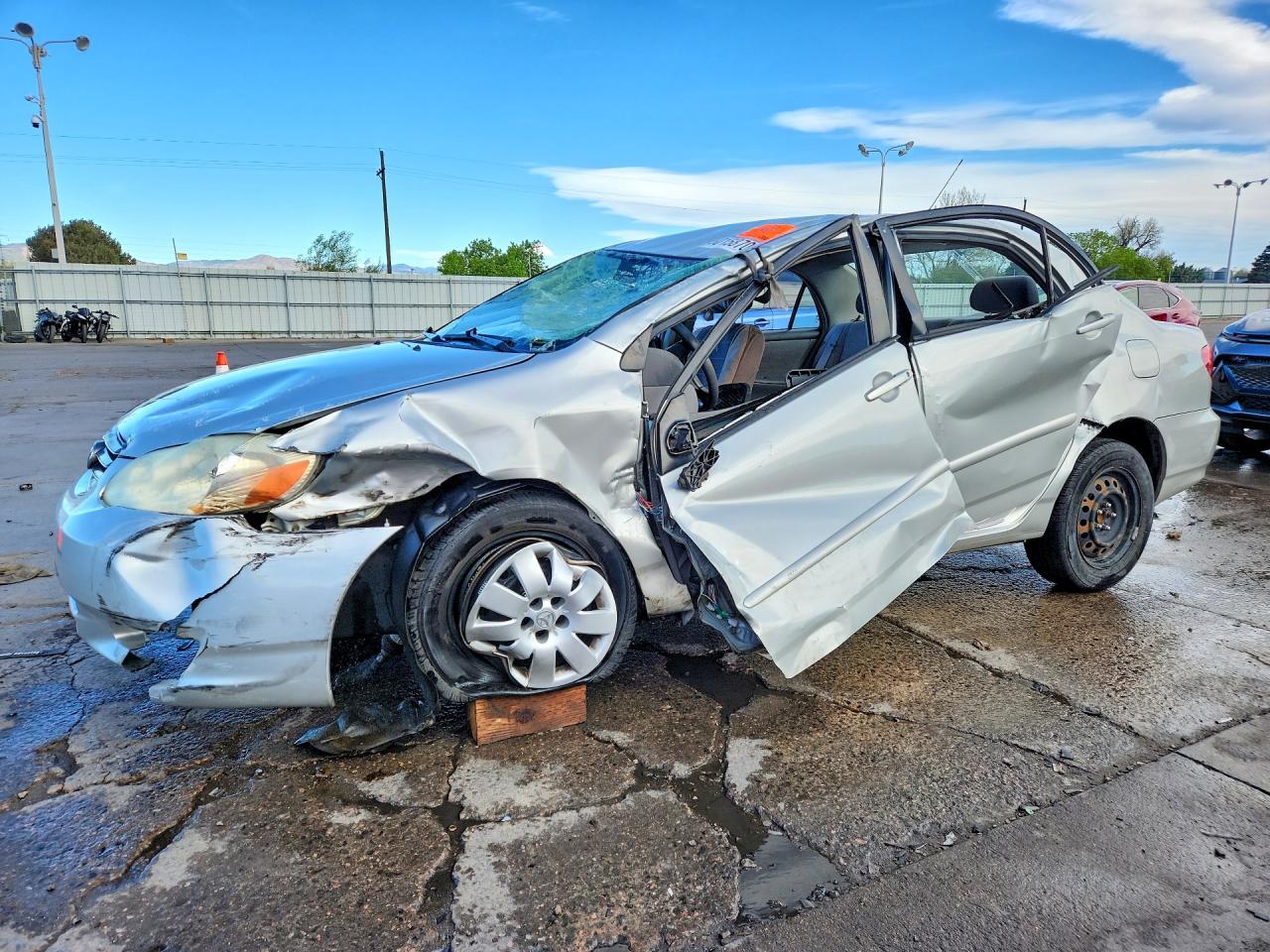 2004 TOYOTA COROLLA
