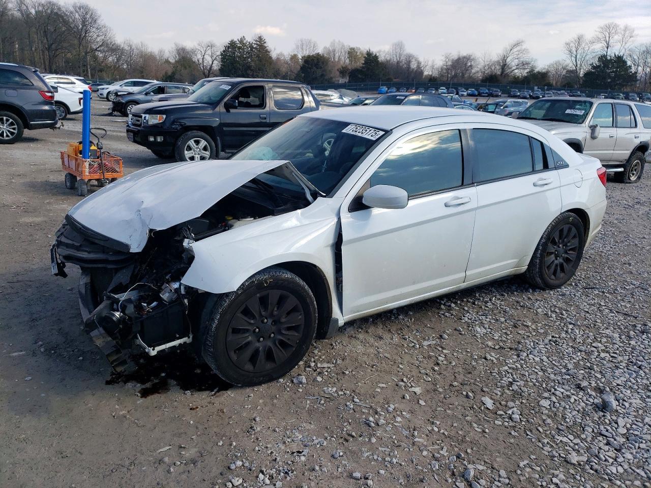 2013 CHRYSLER 200