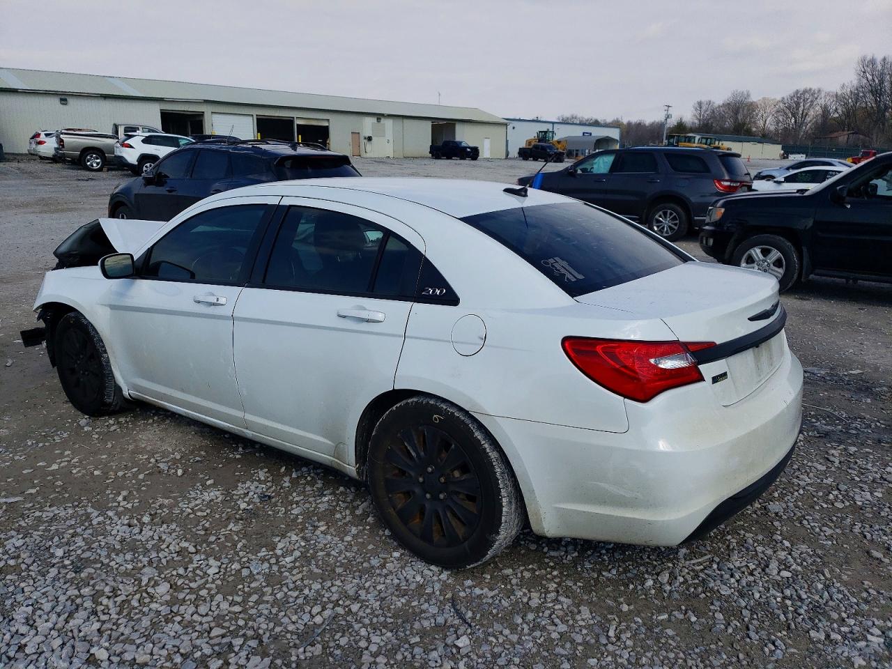 2013 CHRYSLER 200 LX photo 2