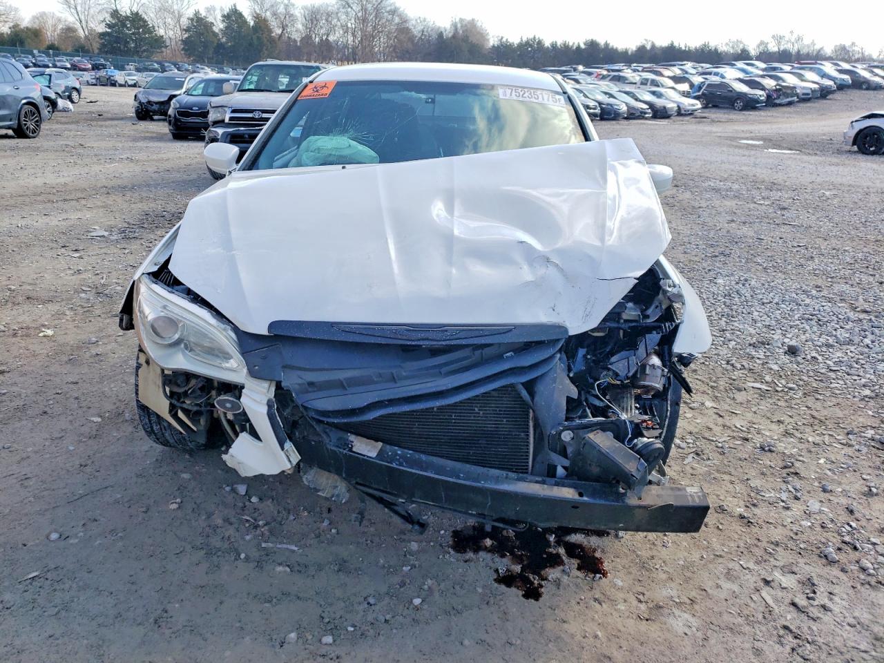 2013 CHRYSLER 200 LX photo 5