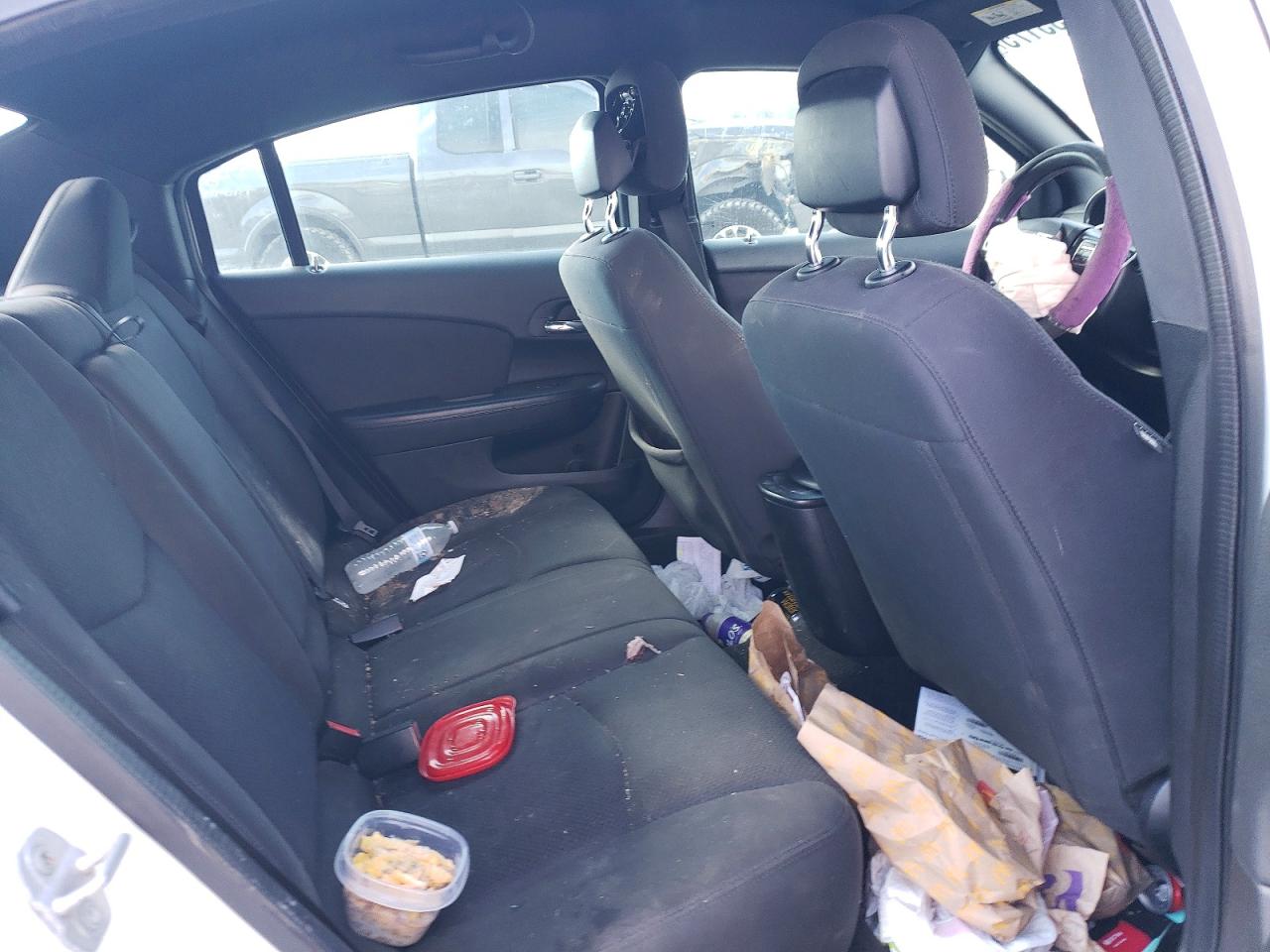 2013 CHRYSLER 200 LX photo 10