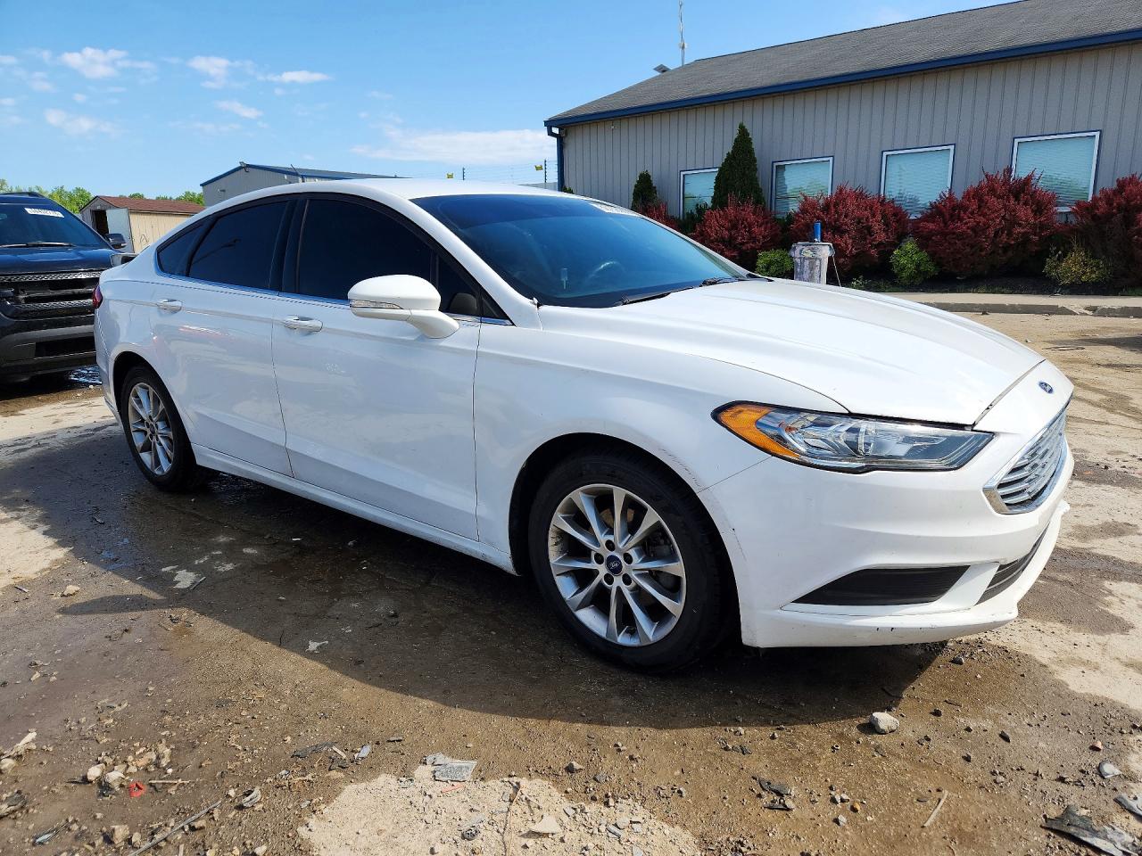 2017 FORD FUSION SE photo 4