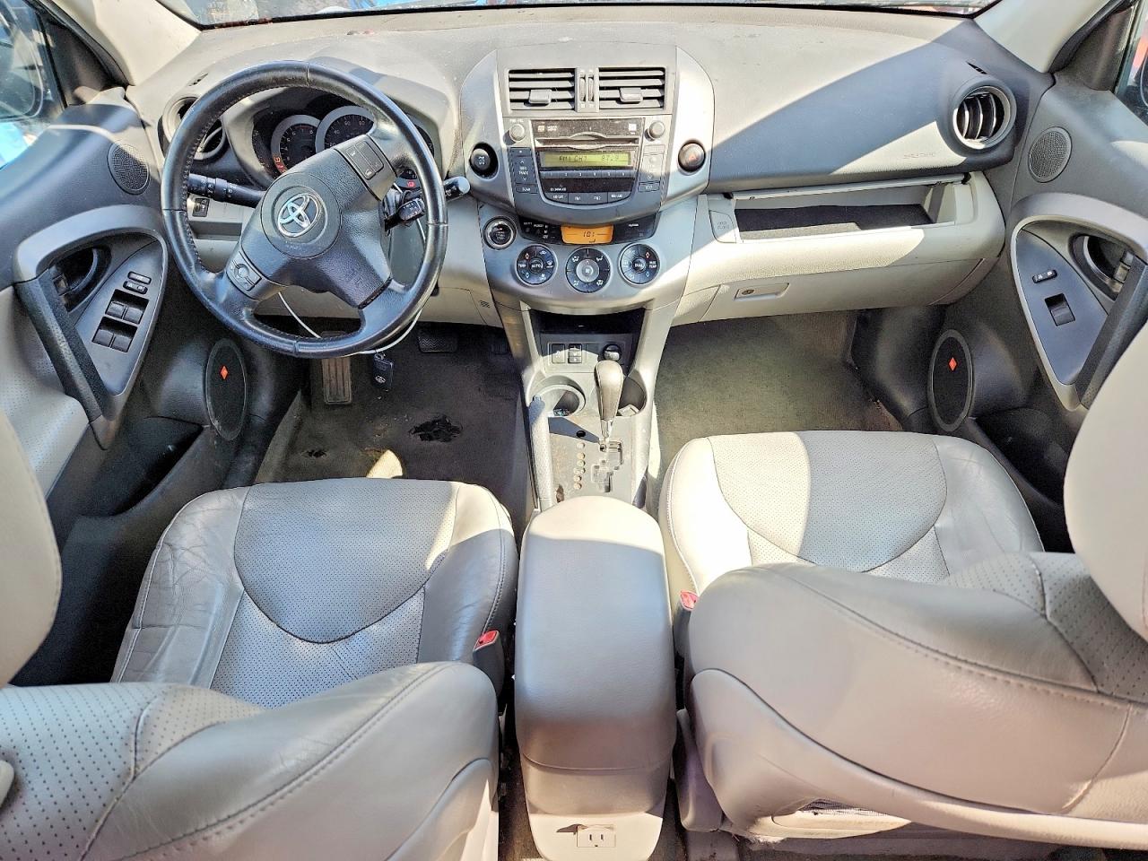 2011 TOYOTA RAV4 LIMITED photo 22