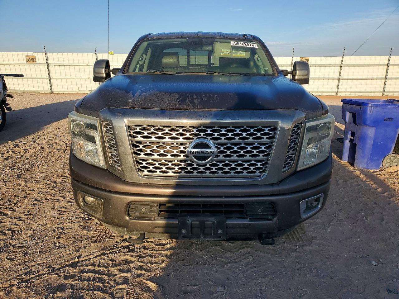 2017 NISSAN TITAN XD PLATINUM RESERVE photo 9