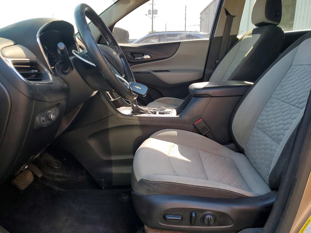 2018 CHEVROLET EQUINOX LT photo 13