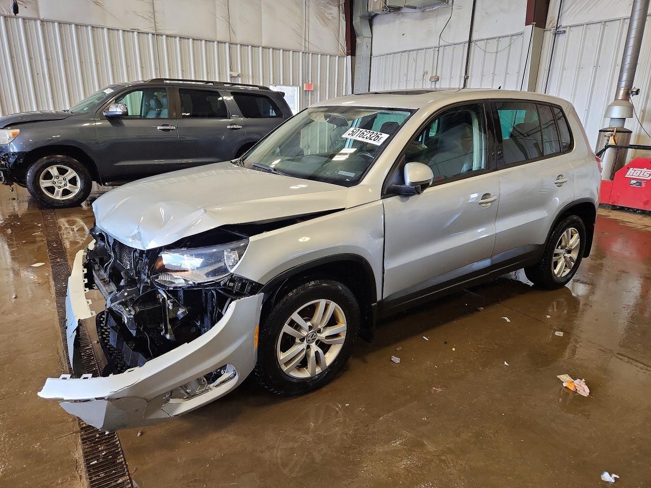 2013 VOLKSWAGEN TIGUAN