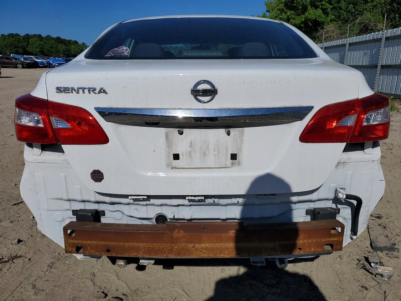 2018 NISSAN SENTRA S photo 16