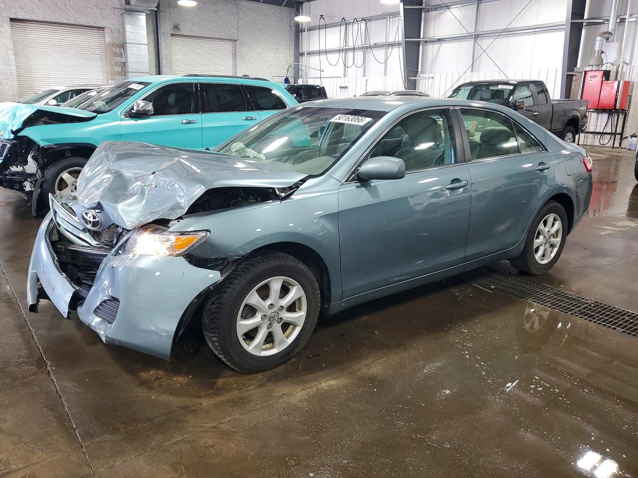2010 TOYOTA CAMRY
