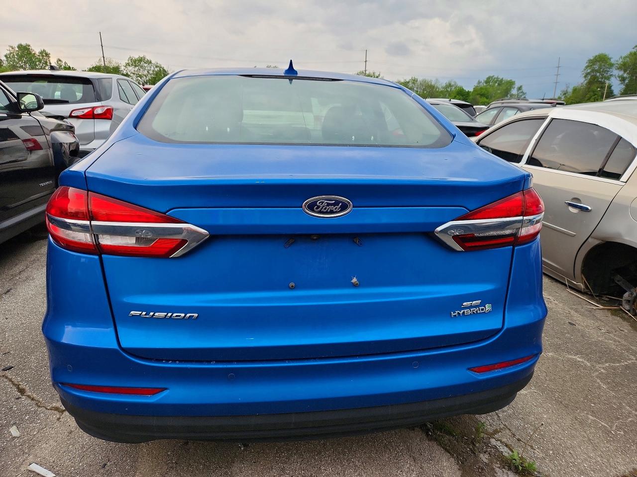 2019 FORD FUSION SE photo 16