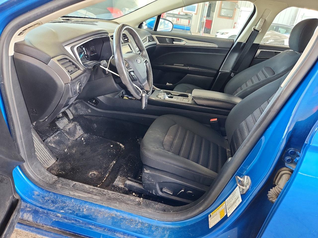 2019 FORD FUSION SE photo 19