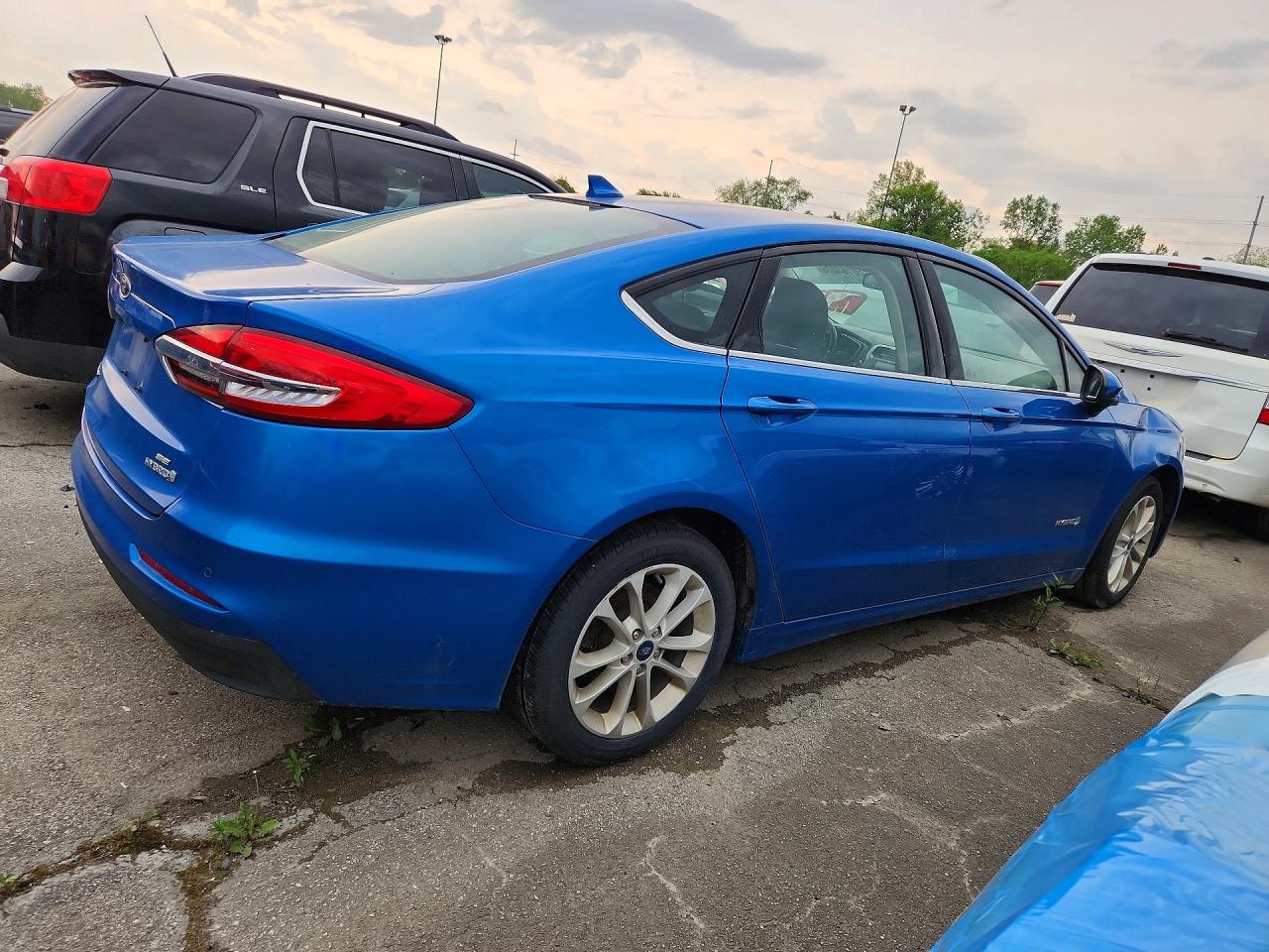 2019 FORD FUSION SE photo 7