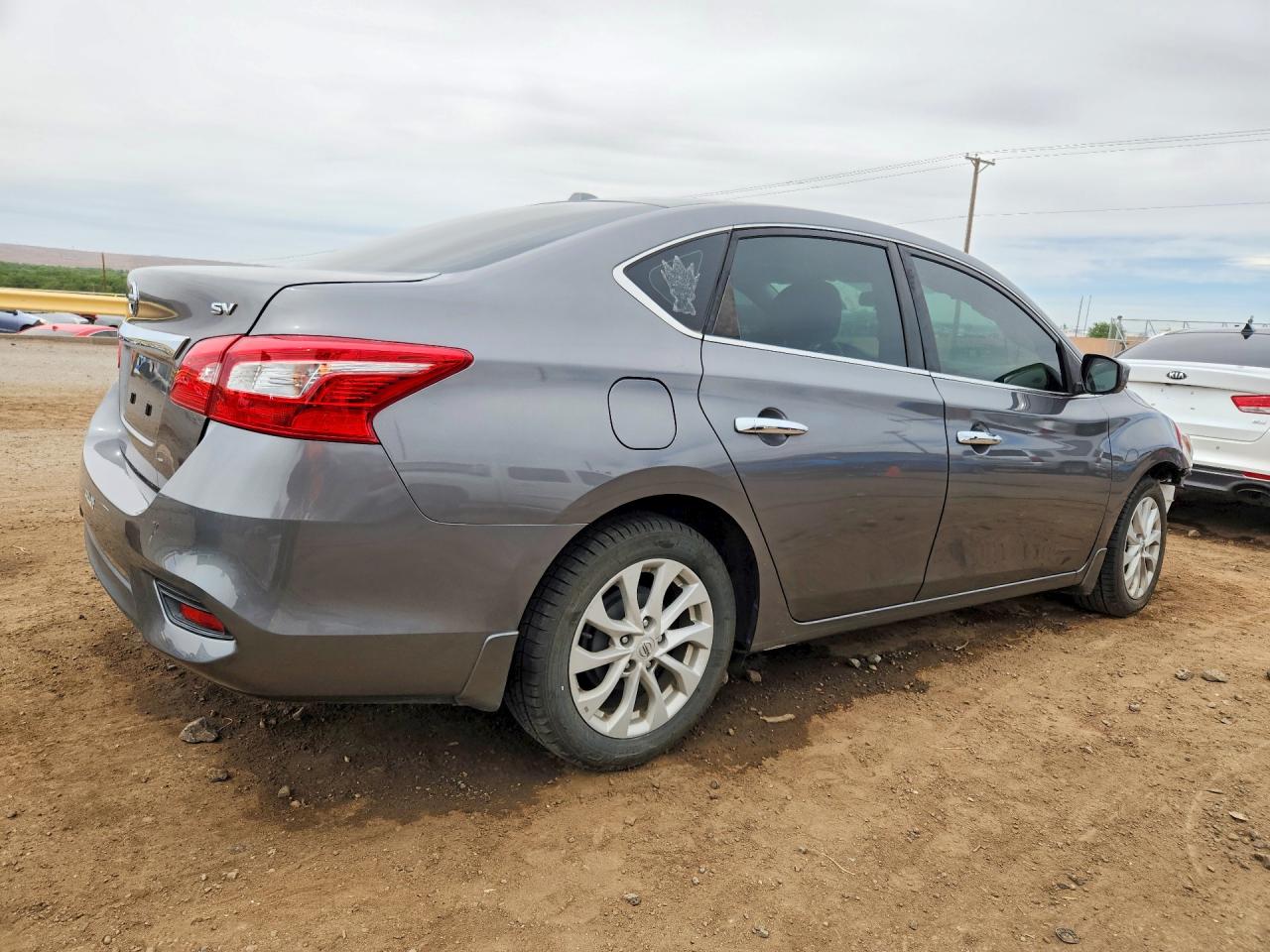 2019 NISSAN SENTRA SV photo 3
