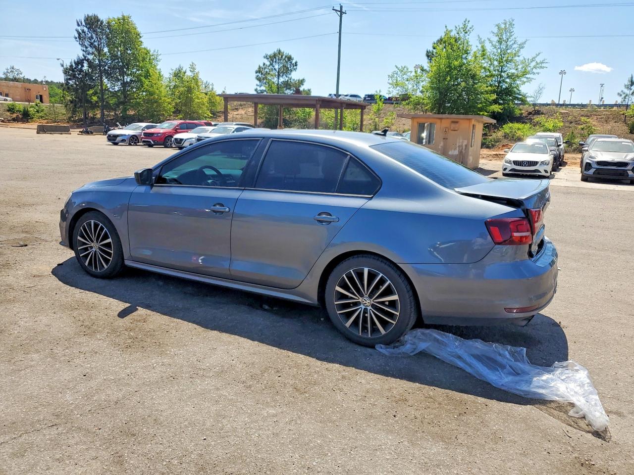 2016 VOLKSWAGEN JETTA SPORT photo 4