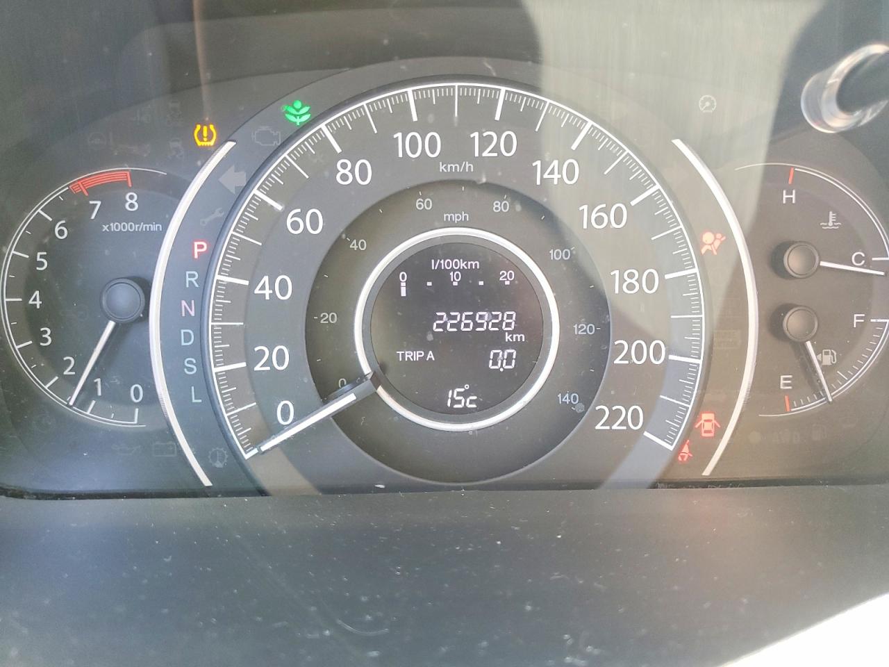 2016 HONDA CR-V LX photo 9