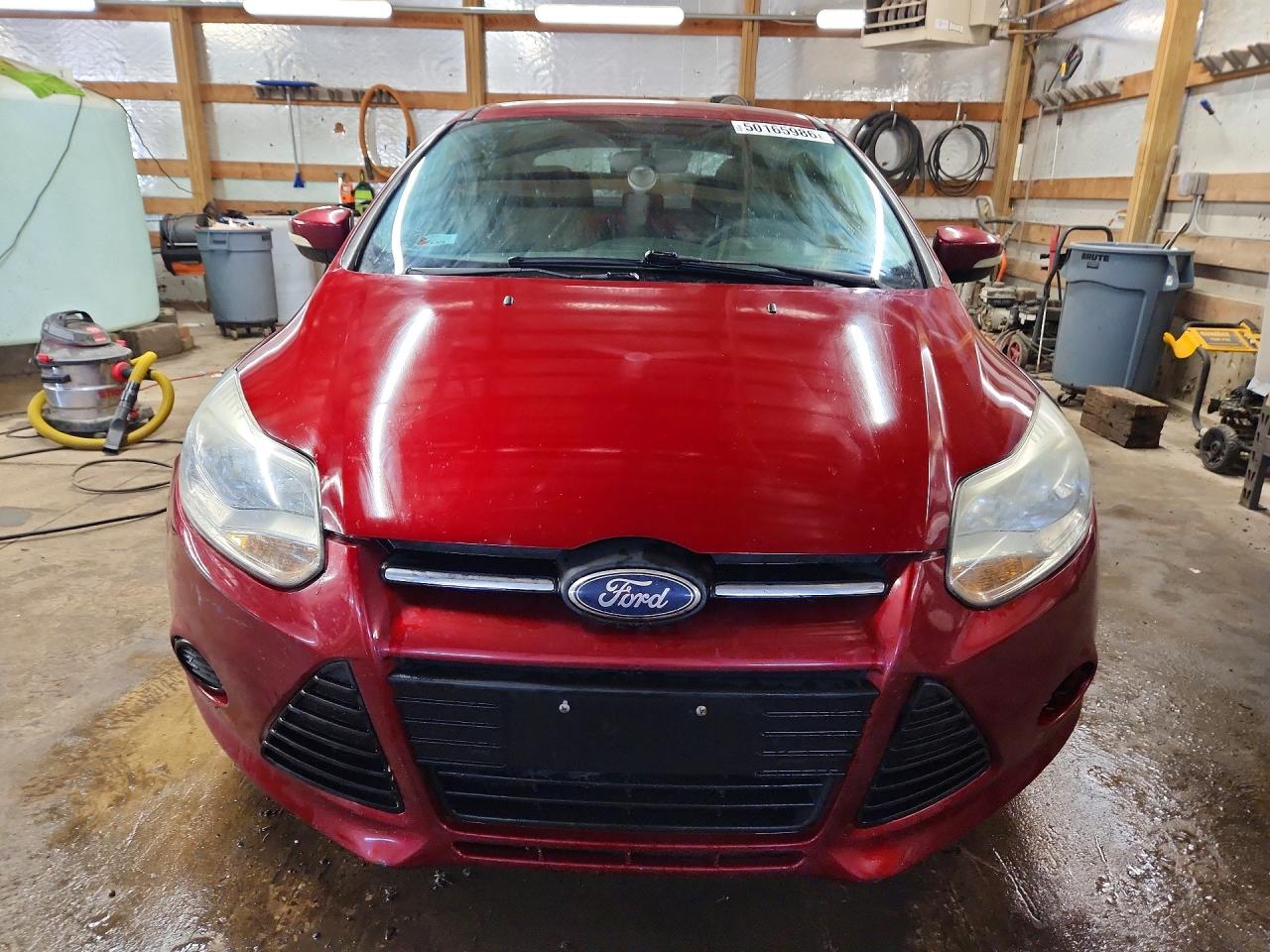 2014 FORD FOCUS SE photo 5