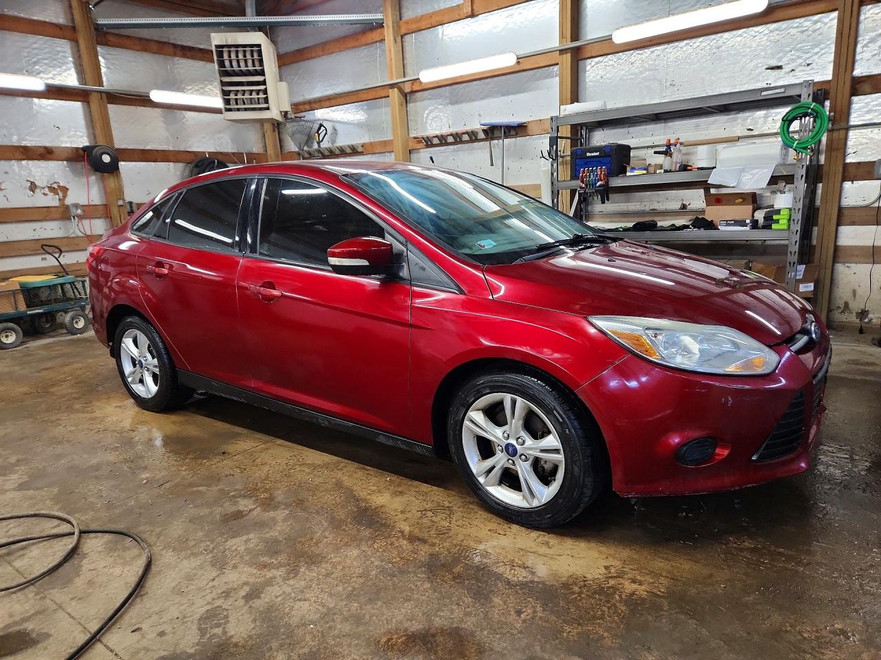 2014 FORD FOCUS SE photo 4